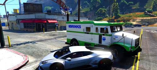 GTA5跳伞操作技巧，从入门到精通（最全攻略教你如何在GTA5中玩转跳伞操作）